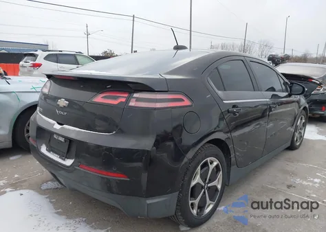 2015 Chevrolet Volt z USA, uszkodzony, nr VIN 1G1RB6E47FU110005
